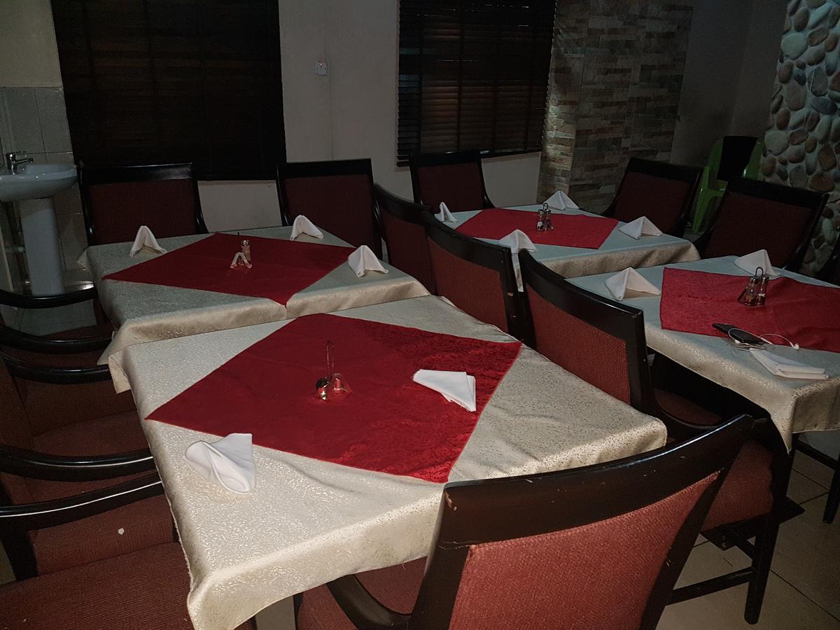 Royal Terrace Hotel & Towers Lagos Dış mekan fotoğraf