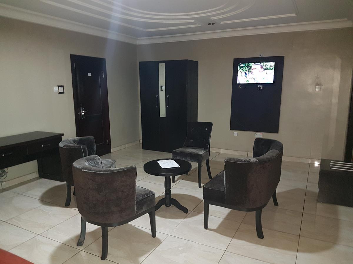 Royal Terrace Hotel & Towers Lagos Dış mekan fotoğraf